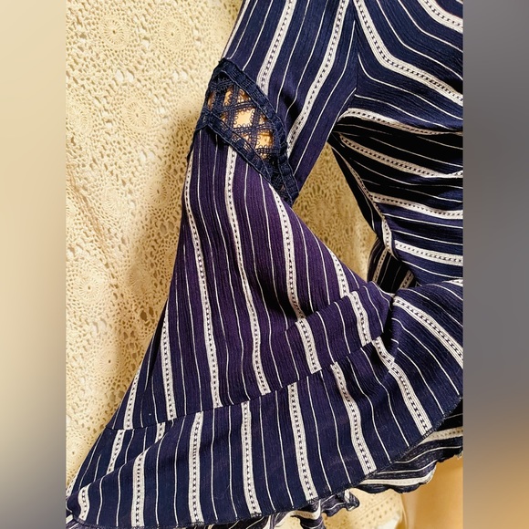 Tie front top with flare sleeves✨ - Picture 8 of 8